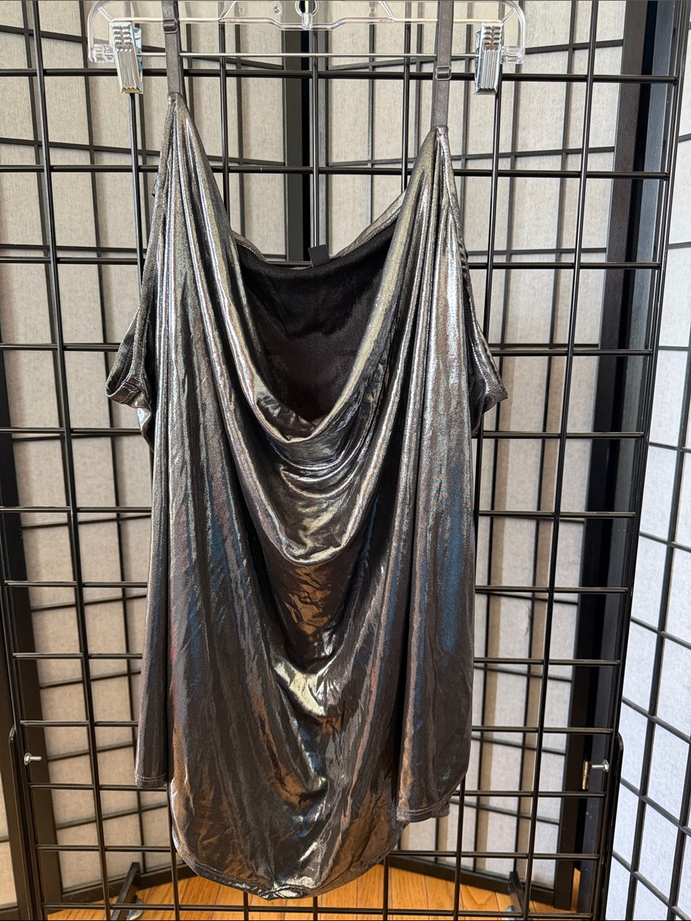 Torrid Liquid Shine Cowl Cami, Plus Size 6